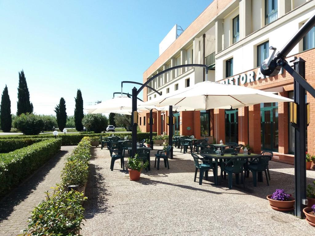 Meditur Hotel Pisa Migliarino Pisano Экстерьер фото