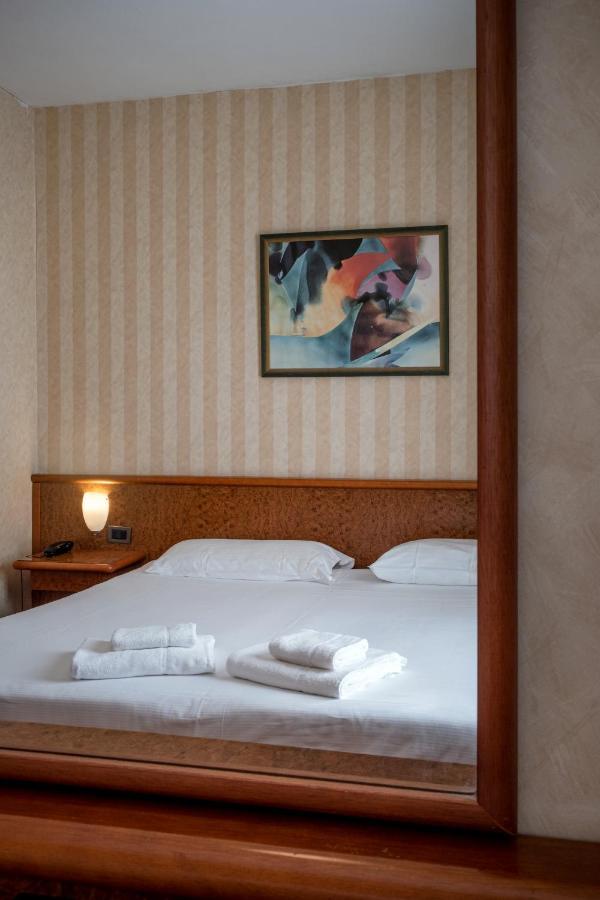 Meditur Hotel Pisa Migliarino Pisano Экстерьер фото