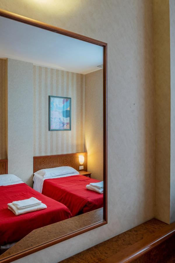 Meditur Hotel Pisa Migliarino Pisano Экстерьер фото